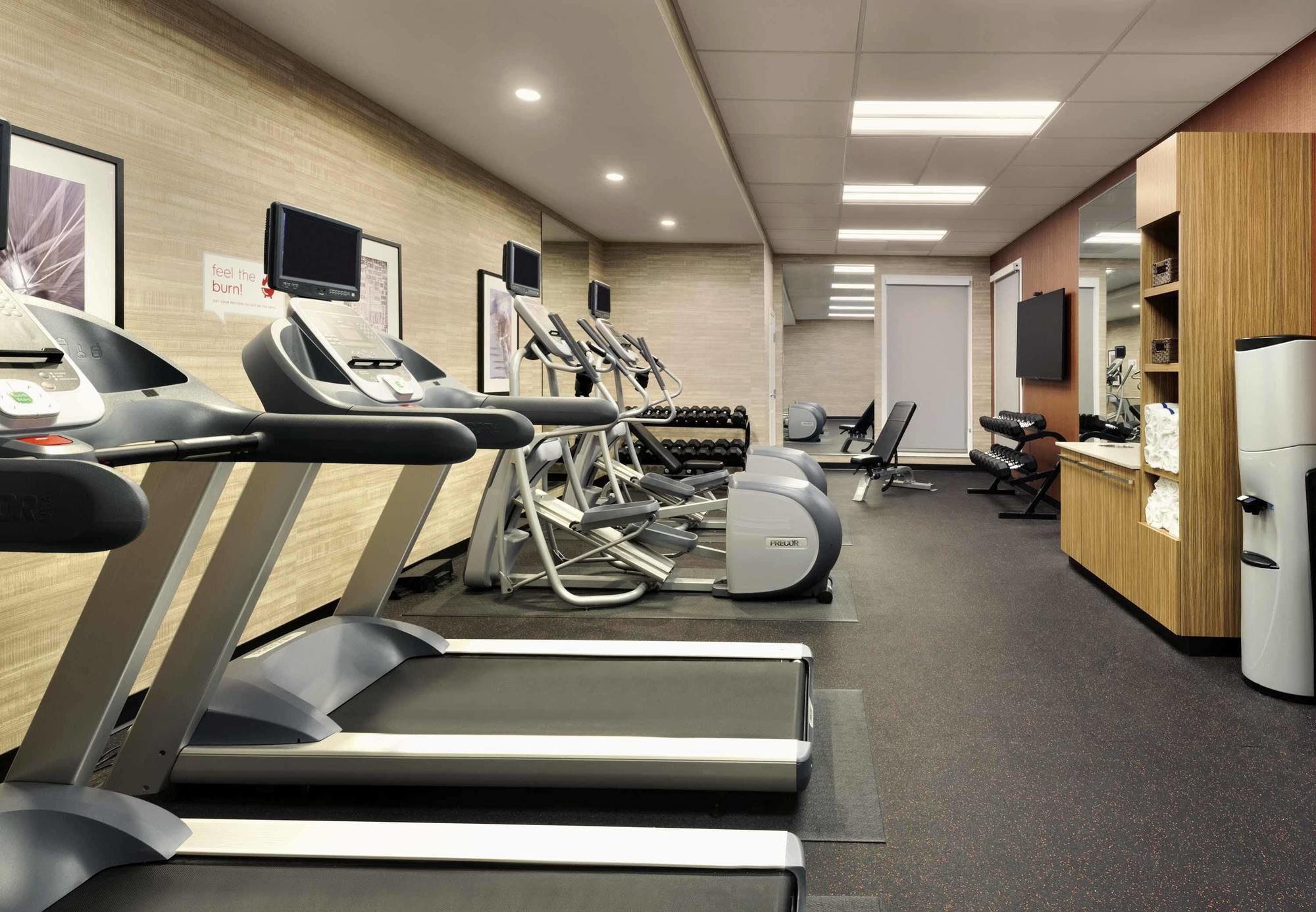 ทาวน์เพลส สวีท พิตส์เบิร์ก แอร์พอร์ต/โรบินสัน ทาวน์ชิป Hotel โรบินสันทาวน์ชิป ภายนอก รูปภาพ